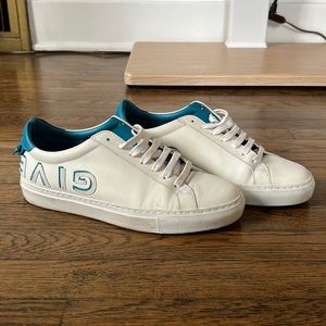 Givenchy Sneakers